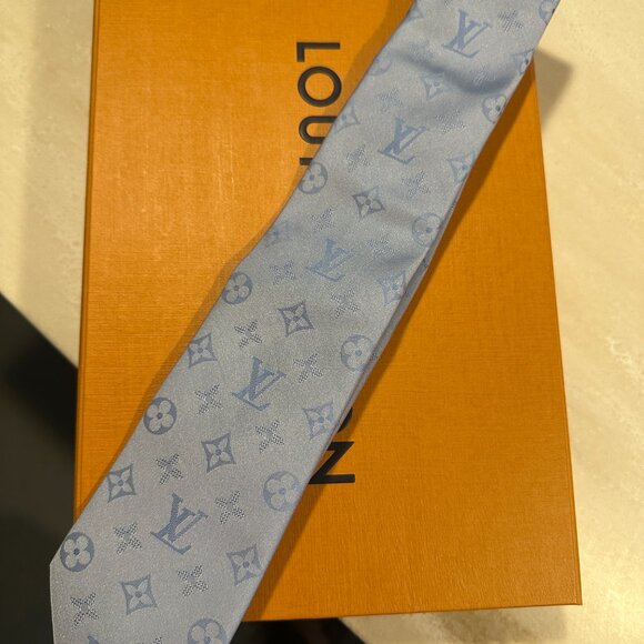 Silk Luis Vuitton Oversize monogram tie. Unworn - Picture 2 of 2